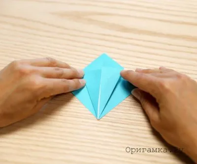 Hogyan készítsünk egy papír daru papírból készült - összecsukható technika számok Moduláris origami