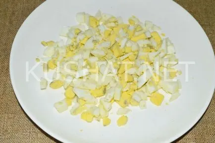 Salata cu hering, cartofi și mere