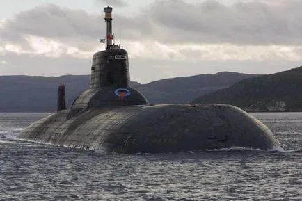 Cum submarin nuclear