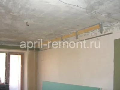 Felújítás A szobák és apartmanok kulcsrakész, építőipari cég - április