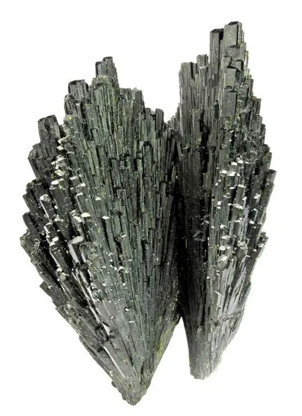 Stone epidote описание, имоти, знаците на зодиака