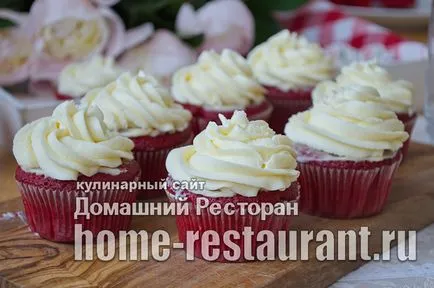 Cupcakes у дома рецепта с стъпка по стъпка снимки