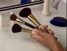 Kefék és felhordó alkalmazása make-up, hogyan lesz szép