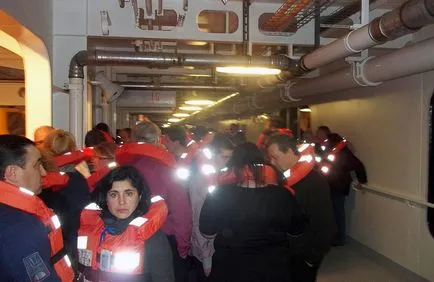 Colapsul navei de croazieră Costa Concordia, știri fotografie