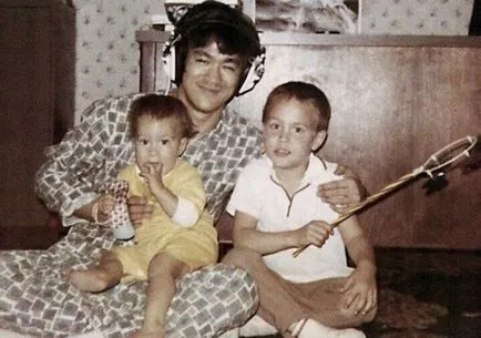 Легендарни Bryus Ли семейни снимки на актьора