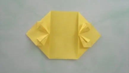 Mester osztályban origami, „a szív egy virág”