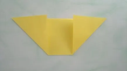 Mester osztályban origami, „a szív egy virág”