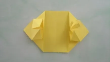 Mester osztályban origami, „a szív egy virág”