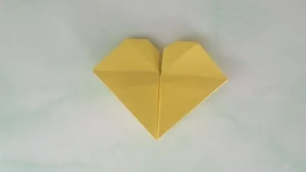 master-class pe origami, „o inimă cu o floare“