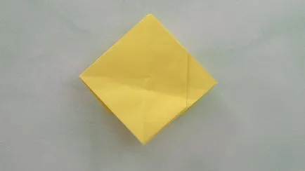 Mester osztályban origami, „a szív egy virág”