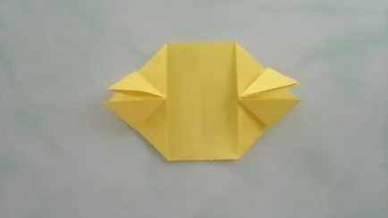 Mester osztályban origami, „a szív egy virág”