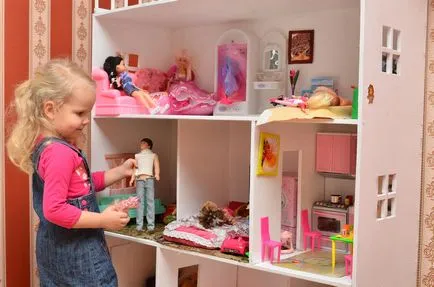 Mobila de jucării din carton pentru păpuși Barbie, cum să facă propriile lor mâini pentru copii