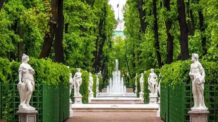 Locuri pentru sedinta foto de nunta în St. Petersburg