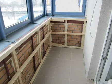 Astereală balcon efectua lucrări