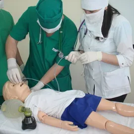 Caracteristicile de resuscitare cardiopulmonară la copii și succesiunea acțiunilor în timpul resuscitare