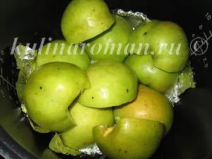 Печени ябълки в multivarka и тяхното използване, вкусни рецепти