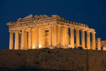 Parthenon - un templu în onoarea zeiței Atena