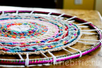 Weave covor vechi de tricouri în -hupe hula