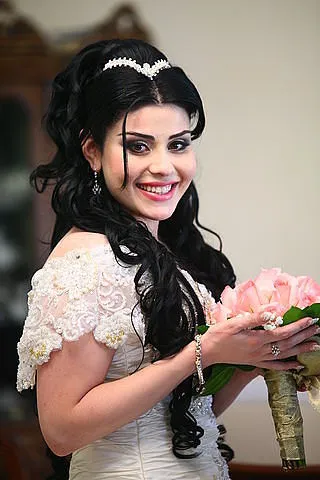 Kaukázusi lányok frizura - esküvői frizurák kaukázusi lány