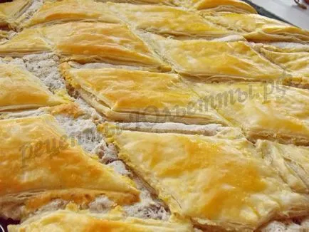 Egyszerű pikkelyes baklava recept egy fotó