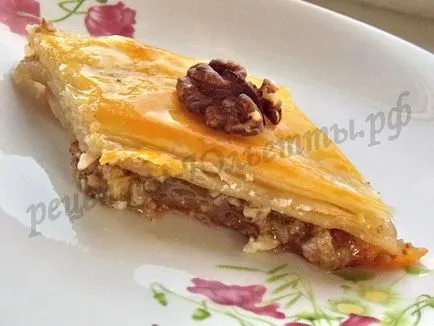 Egyszerű pikkelyes baklava recept egy fotó