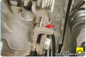 Reglarea frânei de parcare Ford Mondeo