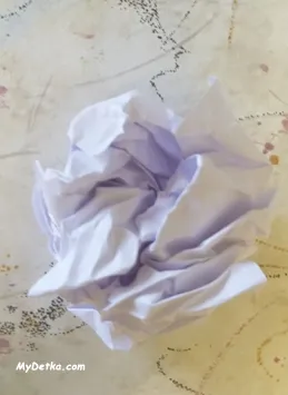 Rajzolj egy virág gyűrött papír