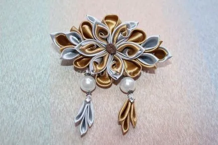 Гумени косата в стила на kanzashi