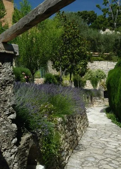 Garden stílusában Provence, képek és tippek