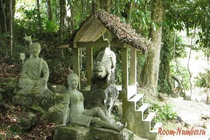 Samui mágikus kertben, vagy titkos kert Buddhák