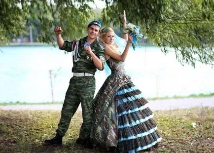 Сватбена рокля в стила на VDV