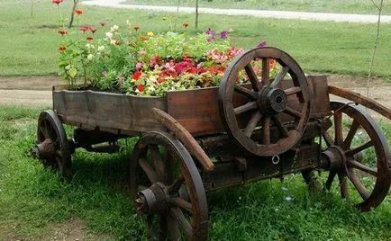 Wagon в градината дизайн в