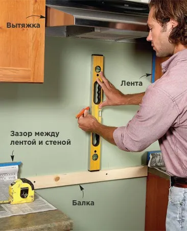 Осъзнайте перона в мозайка в кухнята теракот