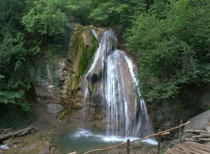 Cascada Jur-Jur, descriere Crimeea, fotografii, care se află pe hartă, cum să obțineți