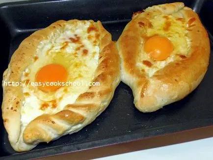 KHACHAPURI Adjara recept fotó, egyszerű receptek