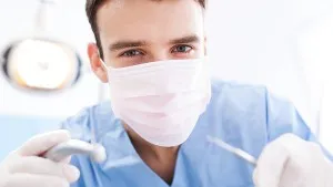 Dentist si terapeut dentare modul in care acestea difera si ceea ce fac