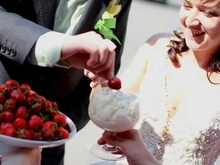 14 Ways, hogyan kell kicserélni egy kenyeret az esküvőn, a lány Alina Zenina ünnep - könyv vezetés