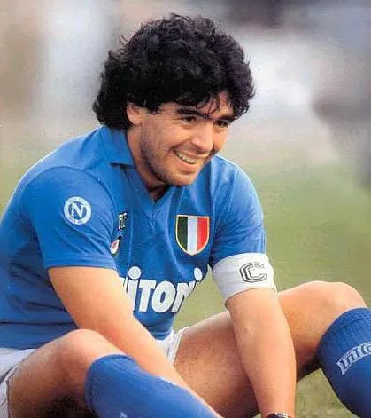 Diego Maradona - futball-legenda