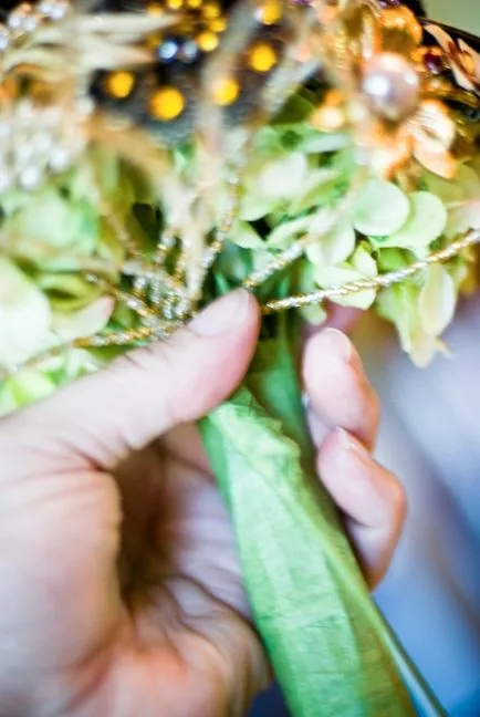 Esküvői csokor fibulák saját kezét - a mester osztály gyártása, Bouquet