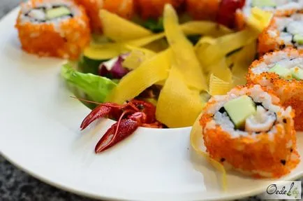 Felkészülés sushi az étteremben