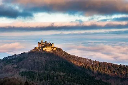 Хоенцолерн - Castle в облаците