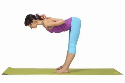 Yoga pentru exerciții de umăr de lumină pentru centura de umăr (foto)