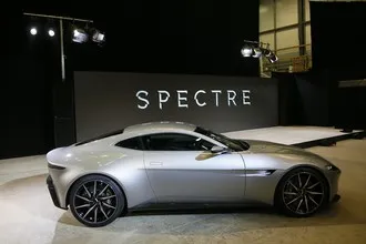 Какво Aston Martin са Джеймс Бонд