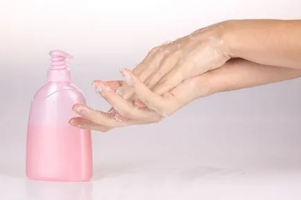 Hogyan kell helyesen gondozni a kezét