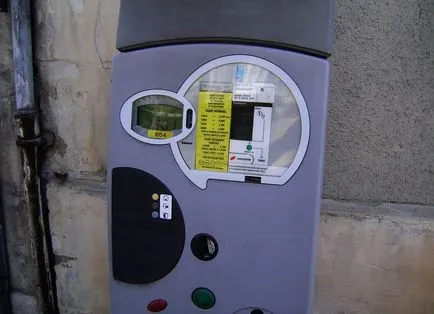 Как да паркирате колата си във Франция - да живее във Франция