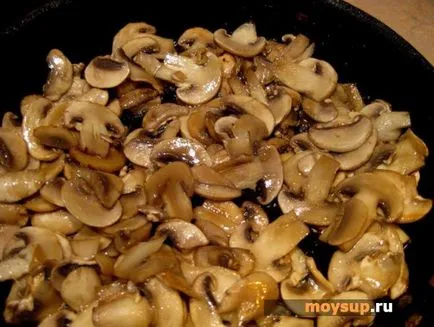 Hogyan kell főzni a levest fagyasztott gombát