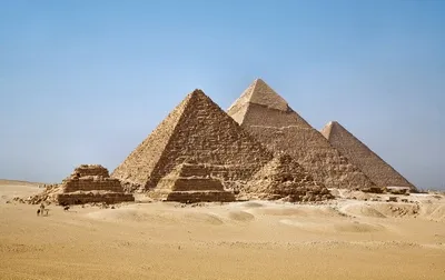Cine a construit piramidele din Egipt, o călătorie în timp