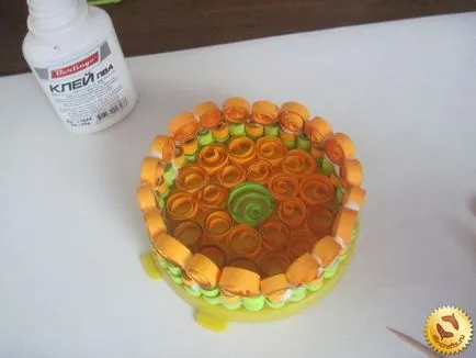 Quilling kosár, hogyan kell csinálni egy mesterkurzust a szakterületen (diagram és fotó)