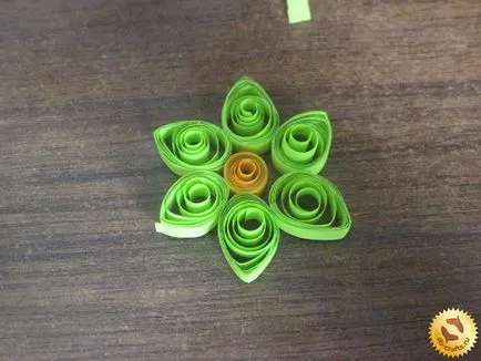 Quilling kosár, hogyan kell csinálni egy mesterkurzust a szakterületen (diagram és fotó)