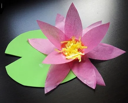 Лилии на салфетки занаяти от цветна хартия занаяти с деца